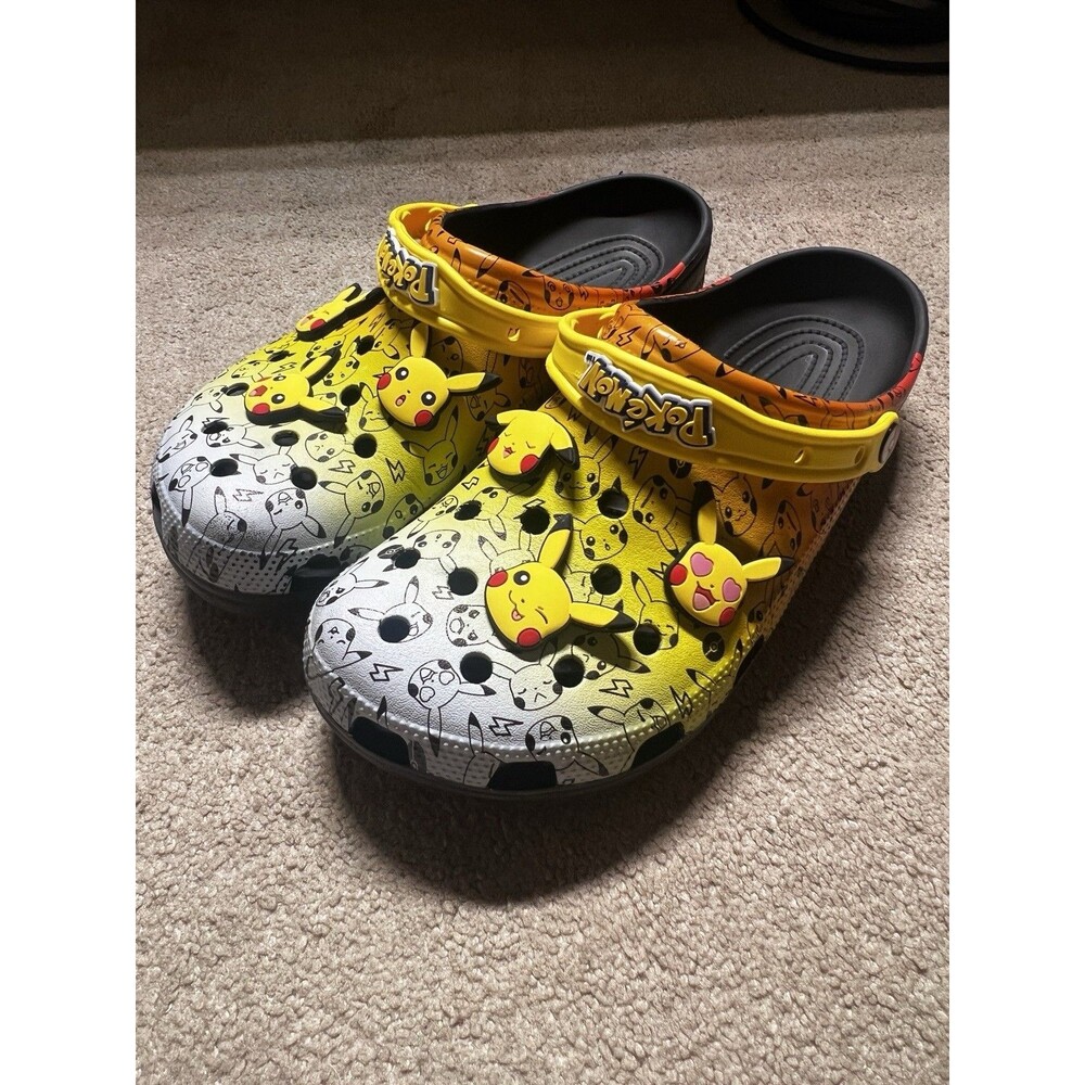 Crocs x Pokemon Pikachu Clog w/Jibbitz  (207761-0C4) Men's Size 12 / Women's 14